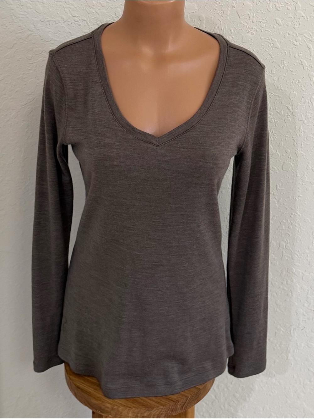 Woolx V neck merino wool top